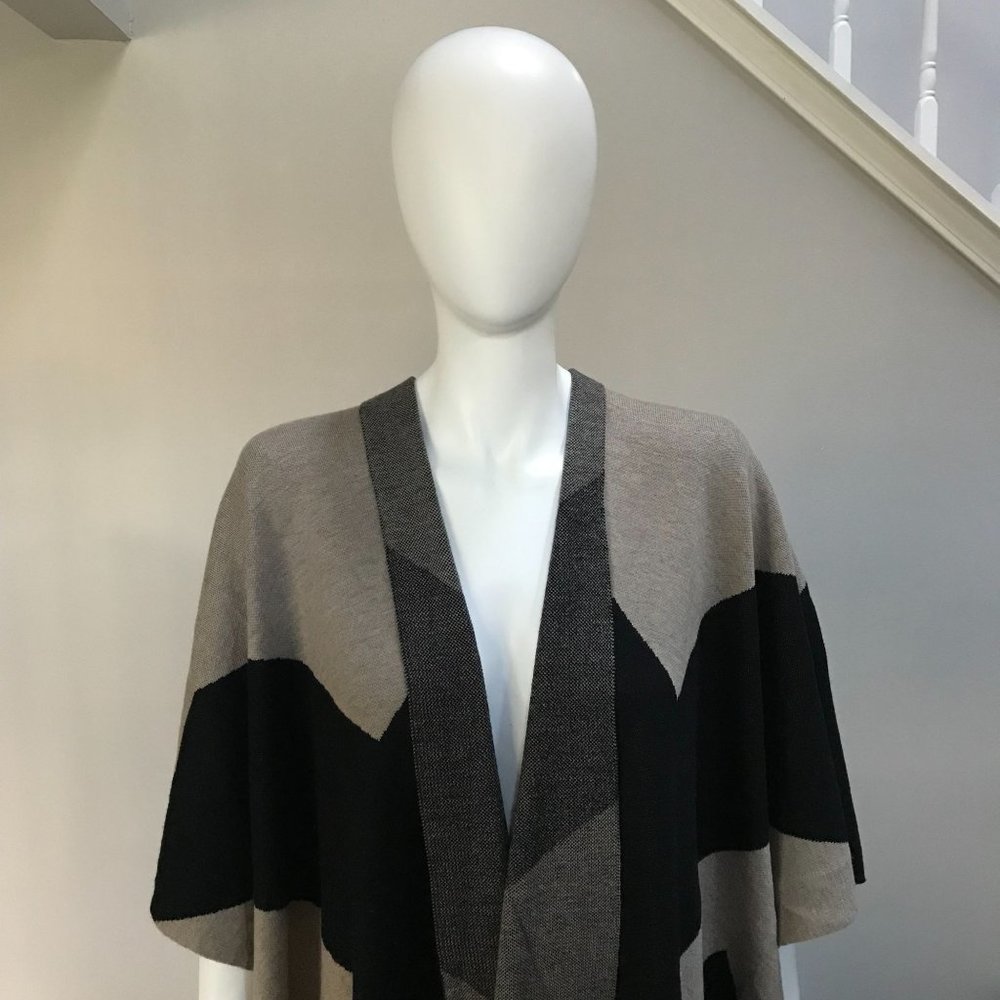 Ethereal by Crane: Like new multicolored poncho